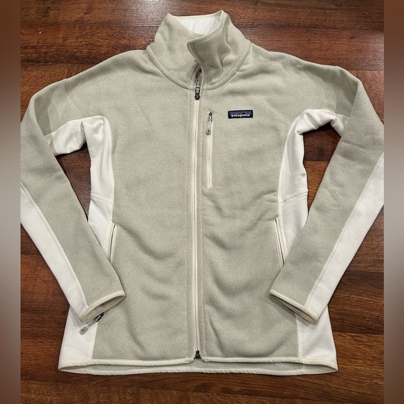 Patagonia Performance Better Sweater Jacket Women’s Size Small White Tan - Picture 1 of 9